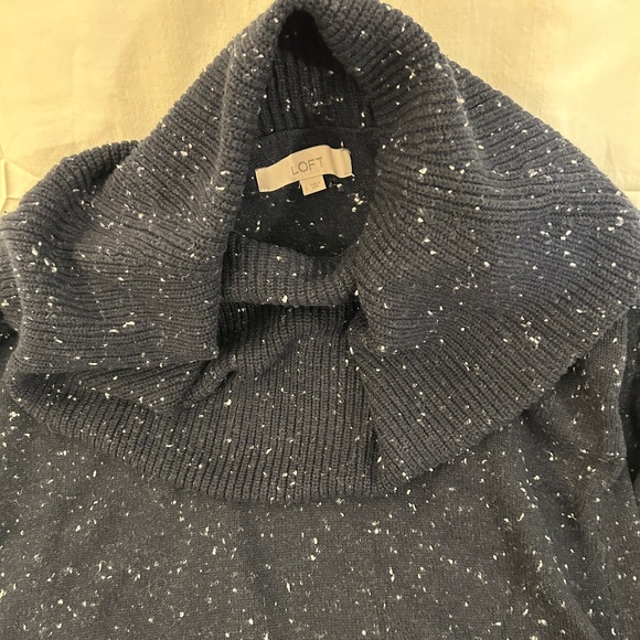 Soft Blue Drape Neck Sweater with White Speckles Size Large by Loft - Picture 5 of 9